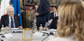 المجلس الأعلى للدفاع الإيطالي يعمل على المفاوضات بين إسرائيل وفلسطين