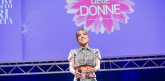 Angelina Mango cancella Tour “Devo fermarmi per recuperare la mia voce”