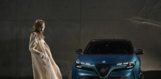 Alfa Romeo Junior Ibrida debutta nelle concessionari italiane