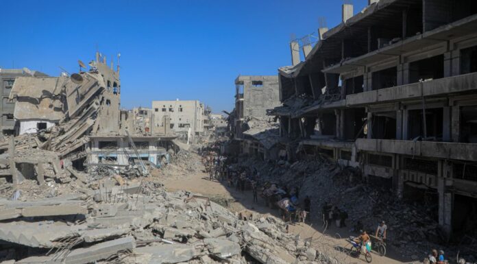 Raid aereo israeliano a sud di Gaza, colpita una casa. Almeno 23 morti