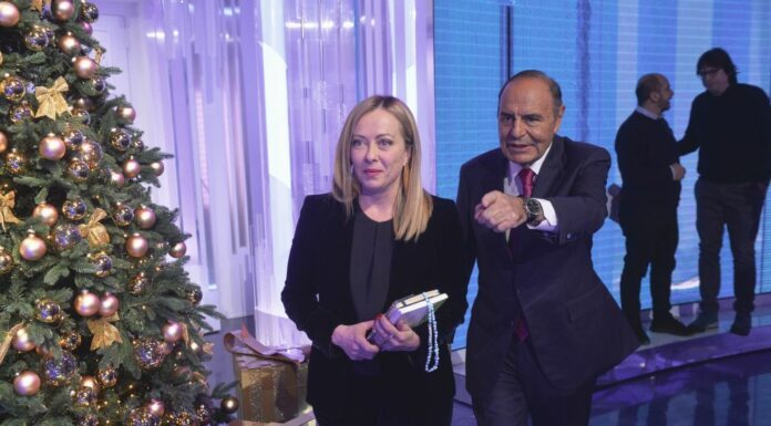 Riforme, Meloni “Italiani avrebbero diritto a elezione diretta premier”