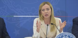 ميلوني: مستعدون لكل الاستفتاءات من أجل الإصلاح