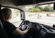 Volvo Trucks, nuovi sistemi sicurezza per proteggere pedoni e ciclisti