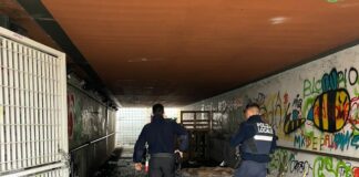 Polizia Locale sgombera il sottopasso Santa Maria dei Battuti