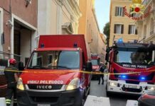 Precipita ascensore a Roma, morto un operaio e altri due gravi