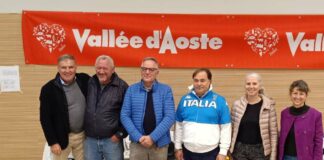 Abbraccio istituzioni della Valle d’Aosta a spada azzurra