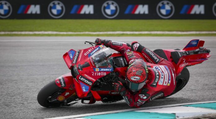 MotoGp, in Malesia vince Bagnaia e il mondiale si decide a Barcellona