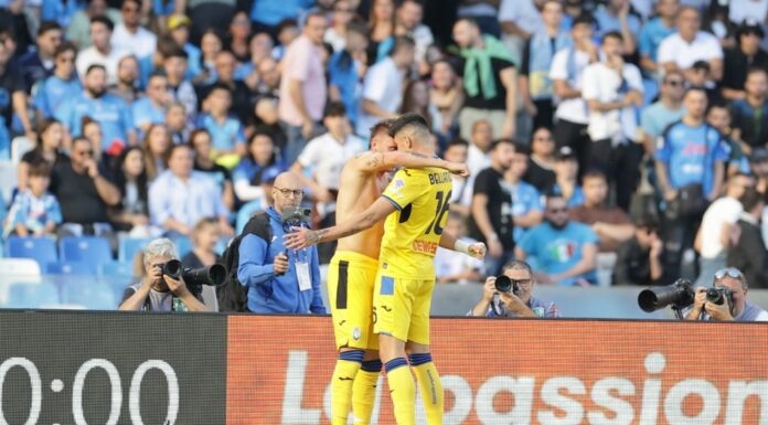 Tris dell’Atalanta a Napoli, doppietta Lookman e gol di Retegui