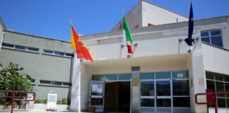 Furto cavi di rame alla scuola Falcone di Palermo, lasciata al buio e senz’acqua