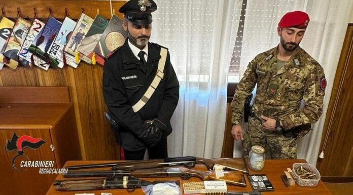 Maxi sequestro di armi e droga nel Reggino, denunciate 6 sorelle