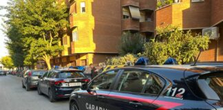Estorsione con metodo mafioso ai danni di un ristorante di Ostia, 2 arresti