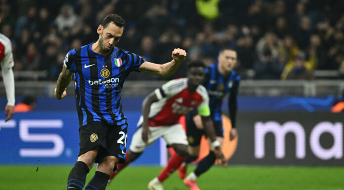 Calhanoglu su rigore, a San Siro Inter-Arsenal 1-0