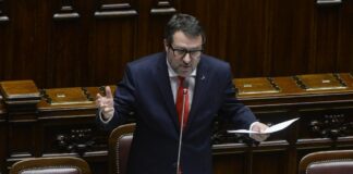 سالفيني: الرابطة ستصوت لصالح المساعدات لأوكرانيا