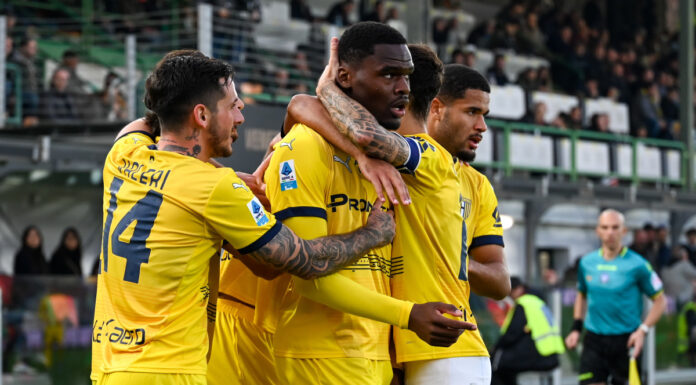 Il Parma ribalta il Venezia e vince la sfida salvezza