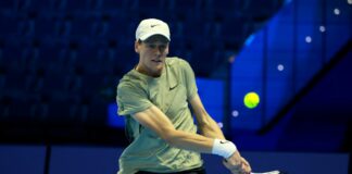 Sinner batte De Minaur al debutto alle Atp Finals