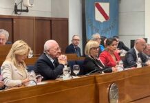 Consiglio Campania respinge la mozione di sfiducia a De Luca
