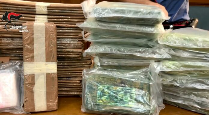Traffico di droga tra Spagna e Napoli gestito dalla camorra, 33 arresti