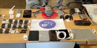 Droga e cellulari a detenuti a Napoli usando dei droni, 12 arrestati
