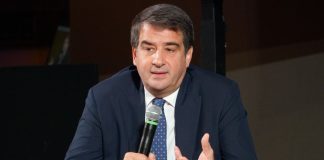 Caro energia, Fitto “Dibattito sui Fondi di coesione singolare, c’è solo in Italia”