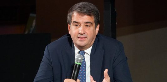 Caro energia, Fitto “Dibattito sui Fondi di coesione singolare, c’è solo in Italia”
