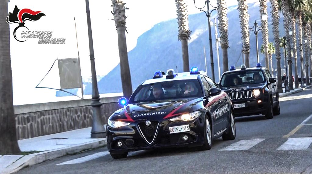 Violenza sessuale su 16enne, arrestato 49enne nel reggino