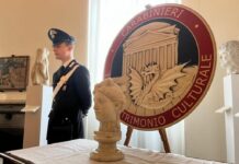 Venezia, Carabinieri consegnano al museo archeologico una testa di Diana