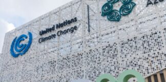 Cop29, accordo per 300 miliardi di dollari annui ai più Paesi poveri