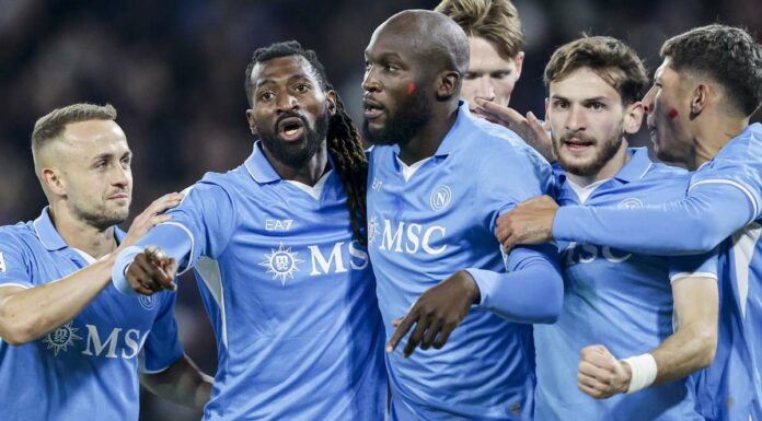 Il Napoli torna solitario al comando, Lukaku piega la Roma
