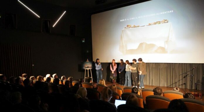 Ambra Angiolini con Animenta e Danone per una campagna contro i Dca