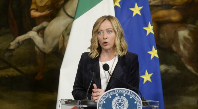 Meloni “Nel 2023 il Sud è stato locomotiva d’Italia”