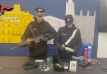 Milano, assaltavano aziende di notte sbarrando le strade. 12 arresti