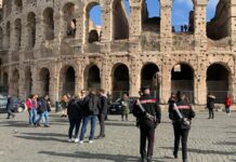 Roma, rapine a turisti nel centro storico, Quattro arresti