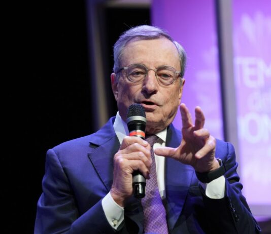 Draghi “Gli Usa non garantiscono più la sicurezza europea, siamo soli”