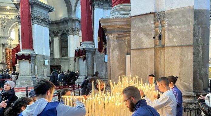 Madonna della Salute, Messa solenne in Basilica