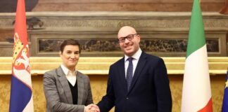 برنابيتش تلتقي فونتانا في روما