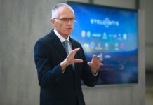 Stellantis, si dimette l’Ad Carlos Tavares