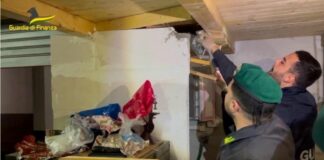 Arsenale di armi e munizioni a Palermo, un arresto