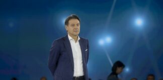 كونتي: حركة خمس نجوم تخوض معارك غير مريحة ومزعجة