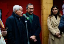 Milano in piena atmosfera di festa con il Mercatino di Natale in Duomo