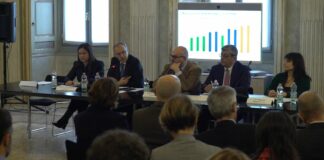 Intesa Sanpaolo, 450 milioni di impatto sociale con il Terzo Settore