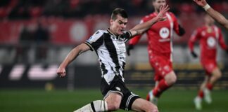 Jaka Bijol signs for Leeds United