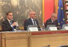 Fontana “Decretazione d’urgenza in calo, ma ancora eccessiva”