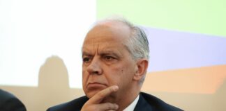 بيانتيدوسي: هجوم فونتانا جبان و البلاد أحسنت الرد