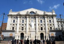 La Borsa di Milano apre debole, Ftse Mib a +0,05%