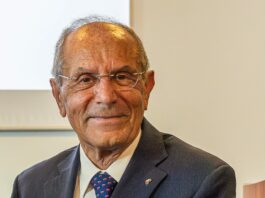 Francesco Schittulli presenta il libro “Una vita per vincere il cancro” a Viterbo