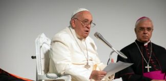 Papa Francesco in Corsica, è il 47esimo viaggio pontificale all’Estero