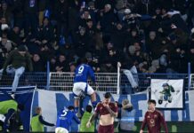 La Roma crolla nel finale, vince il Como 2-0