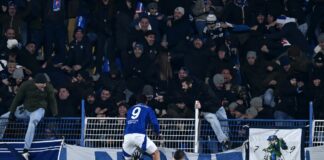 La Roma crolla nel finale, vince il Como 2-0