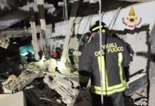 Esplosione in una villetta ad Aprilia, due persone estratte senza vita