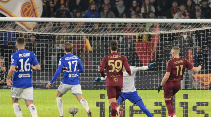 Poker giallorosso, quattro gol alla Samp e Roma ai quarti